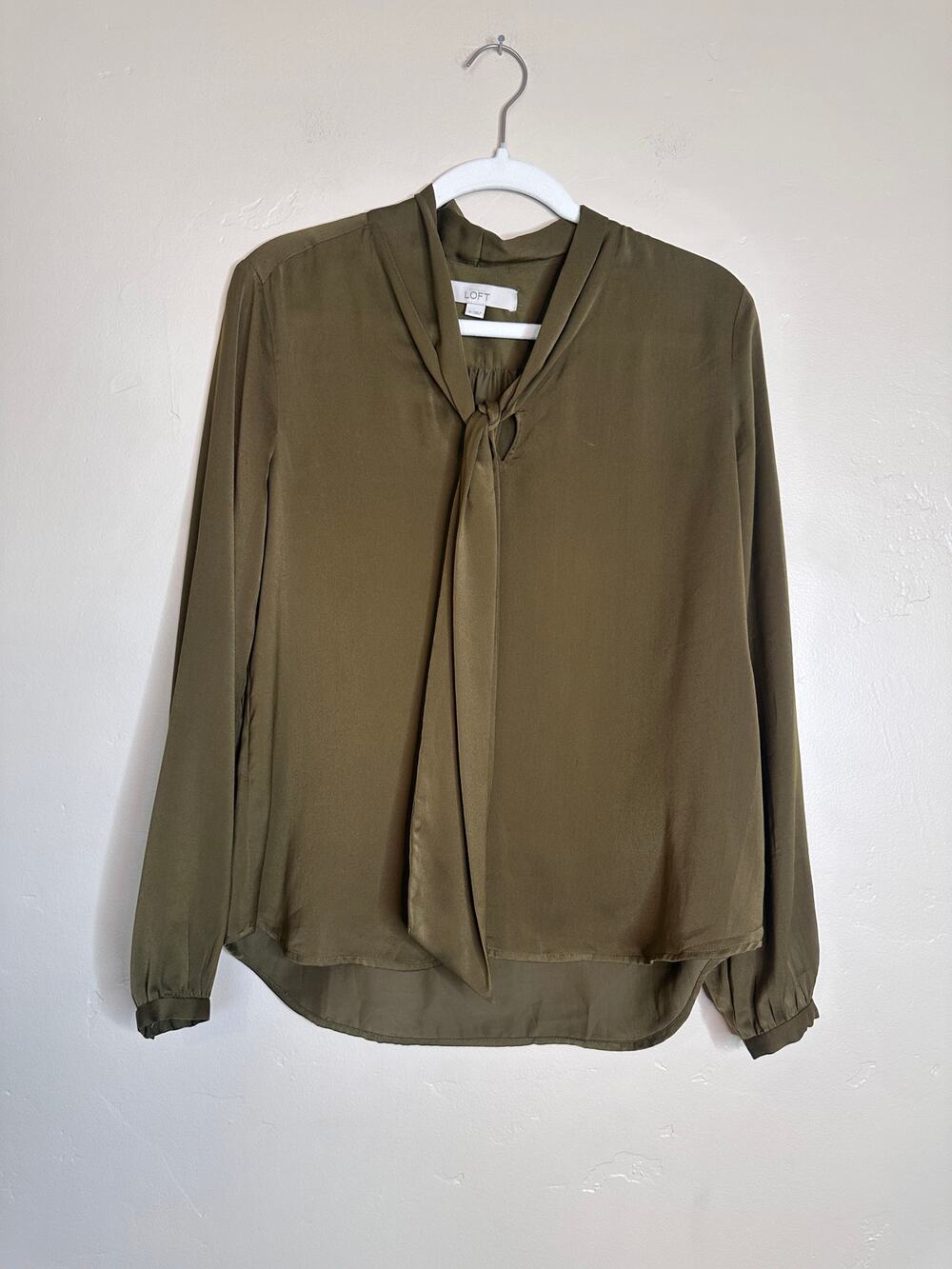 LOFT Olive Green Satin Long Sleeve Tie Neck Blouse Small